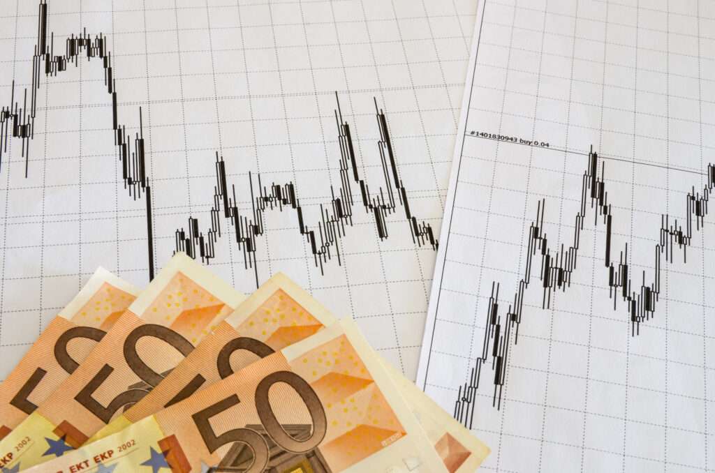 Mastering Quantitative Easing: Essential Insights for Astute Forex Traders